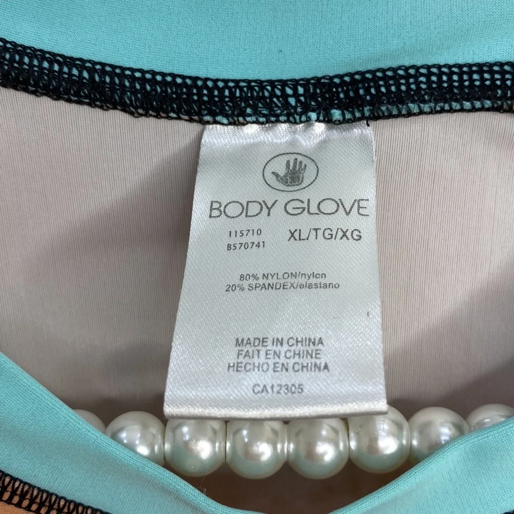 Body Glove swim too long sleeve - Picture 2 of 3